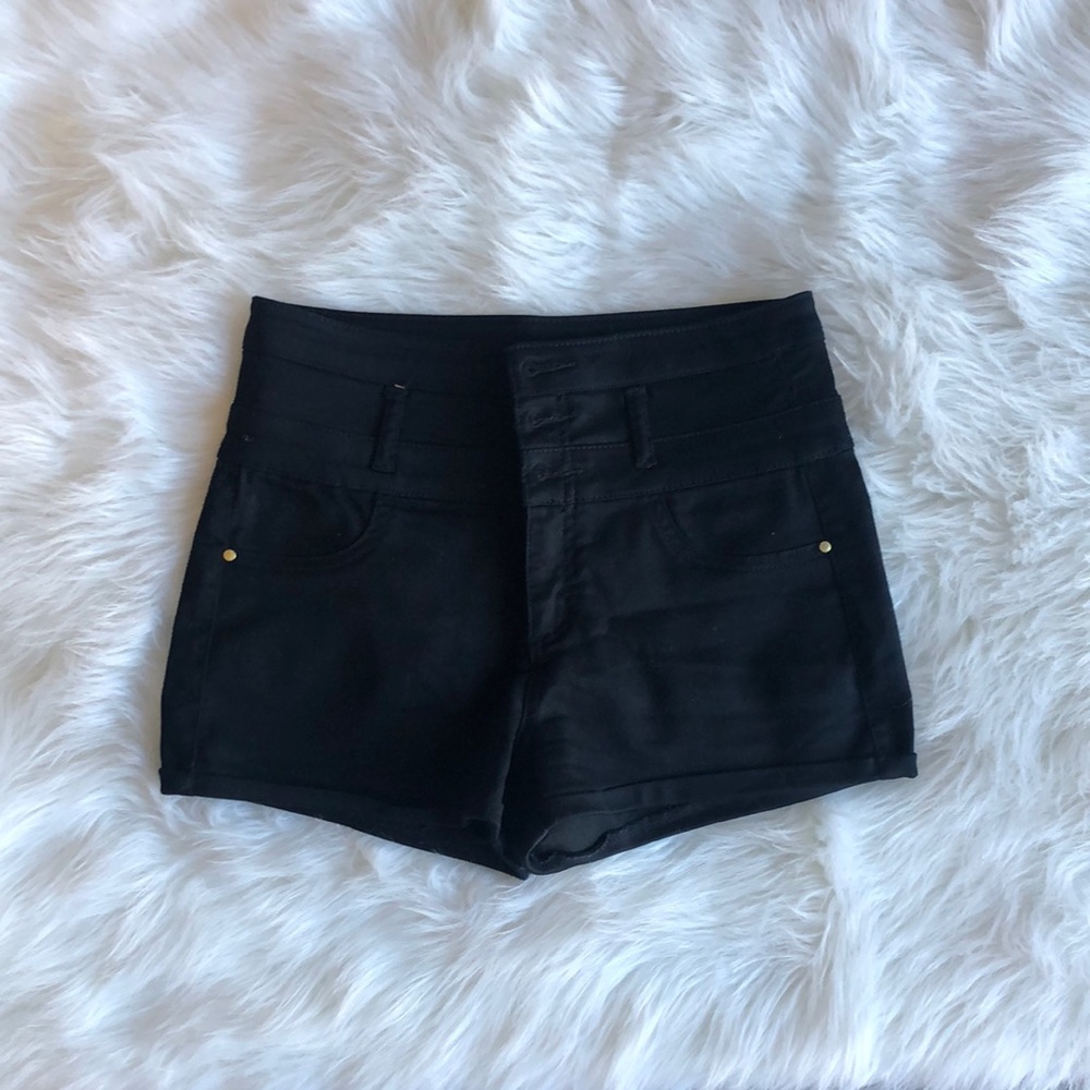 Refuge Shorts